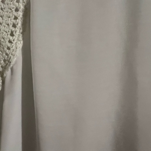 CAbi #5042 S Marisa Top Ivory Crocheted Lace Tank Comfy Soft material NWOT - Picture 6 of 6